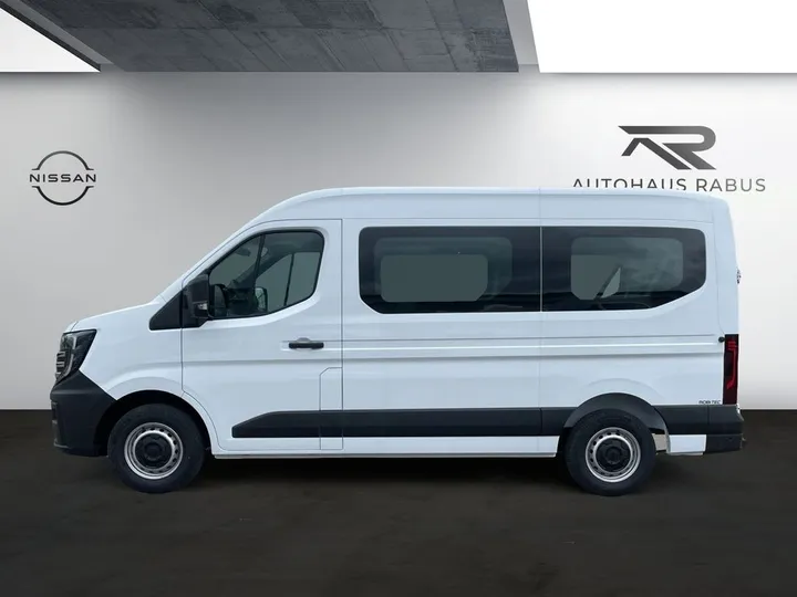 Nissan Interstar