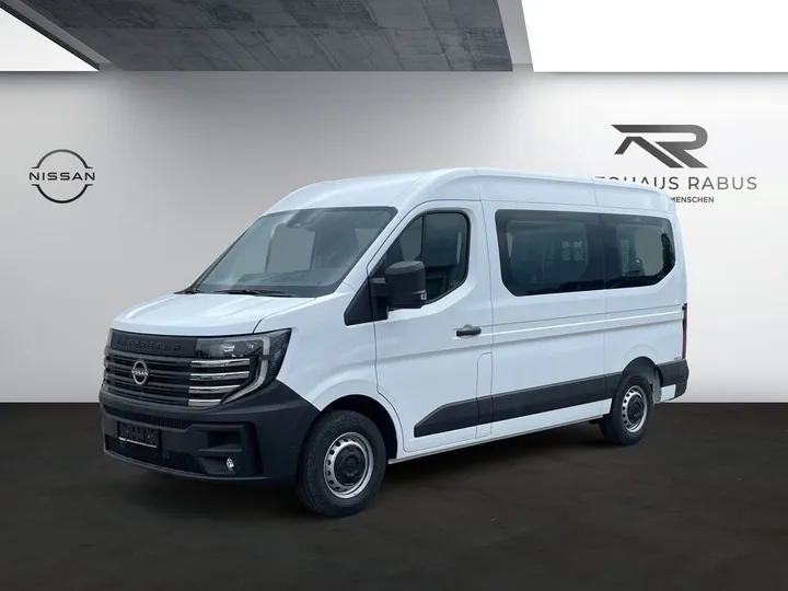 Nissan Interstar