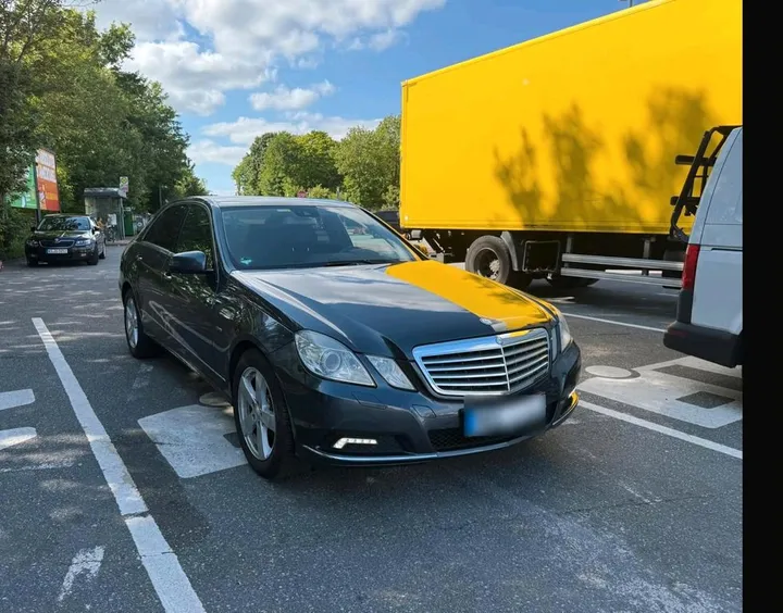 Mercedes-Benz E 250