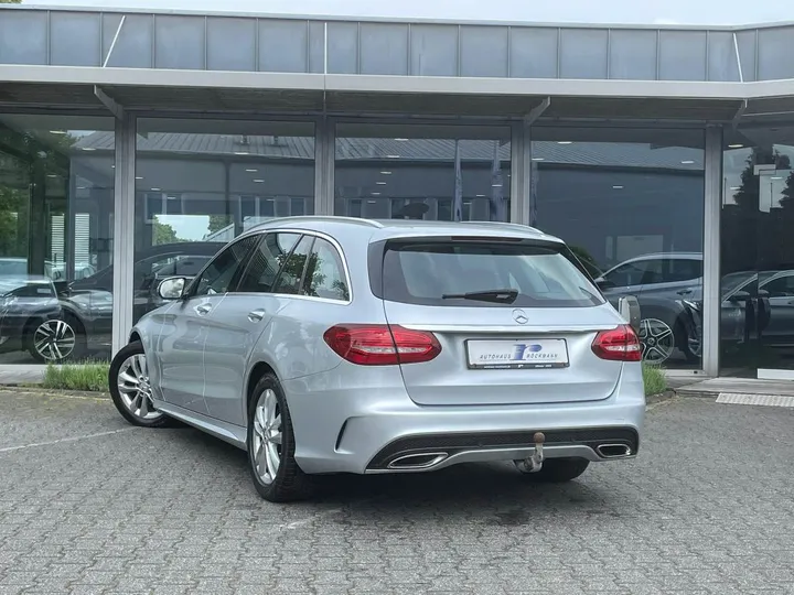 Mercedes-Benz C 200