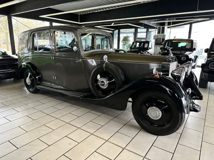 Rolls-Royce Phantom