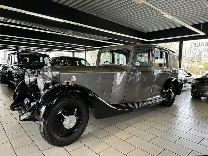 Rolls-Royce Phantom