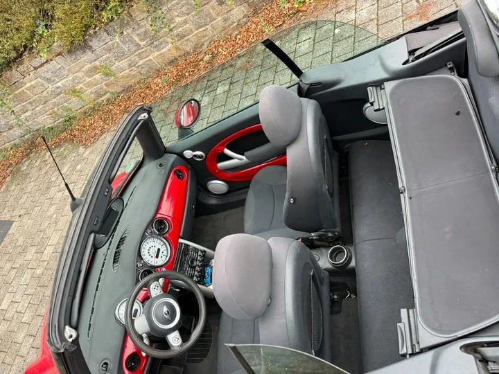 MINI Cooper Cabrio