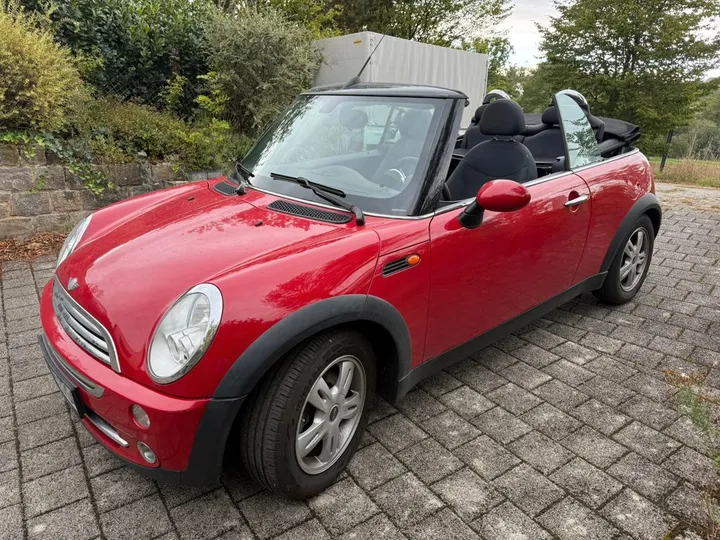 MINI Cooper Cabrio