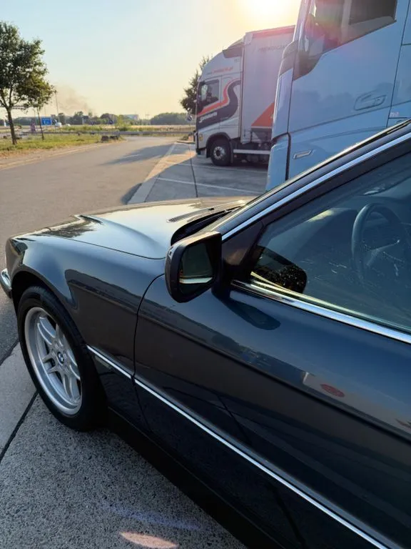 BMW 740