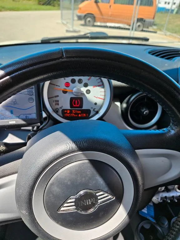 MINI One D Clubman