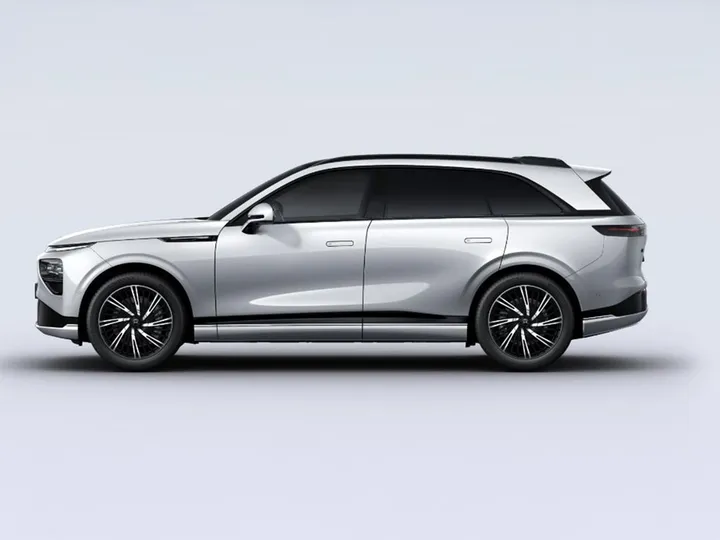 XPENG G9