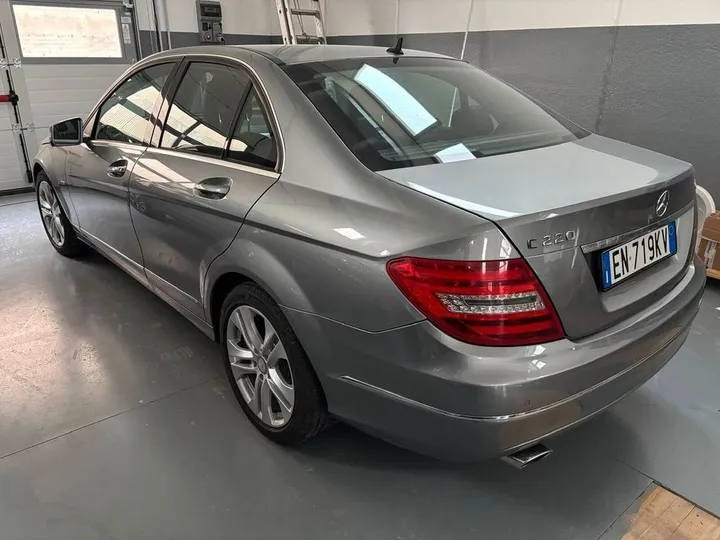 Mercedes-Benz C 200