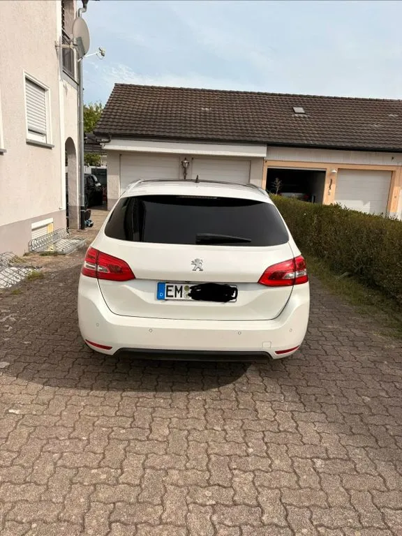 Peugeot 204