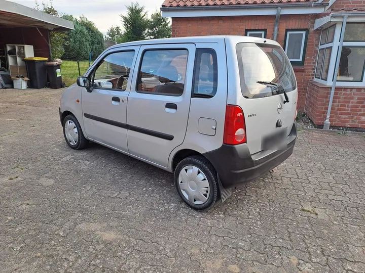 Opel Agila