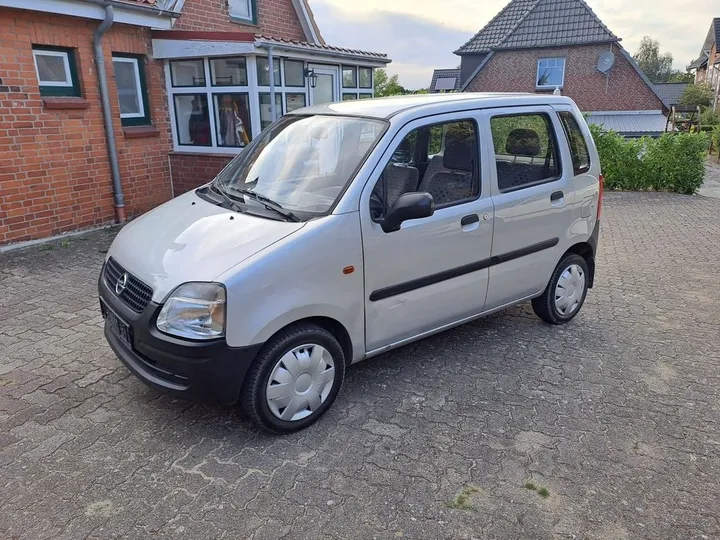 Opel Agila