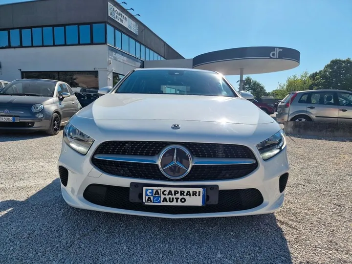 Mercedes-Benz A 180