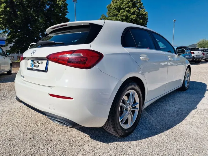 Mercedes-Benz A 180