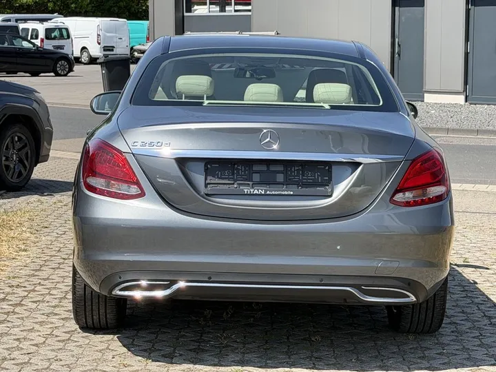 Mercedes-Benz C 250