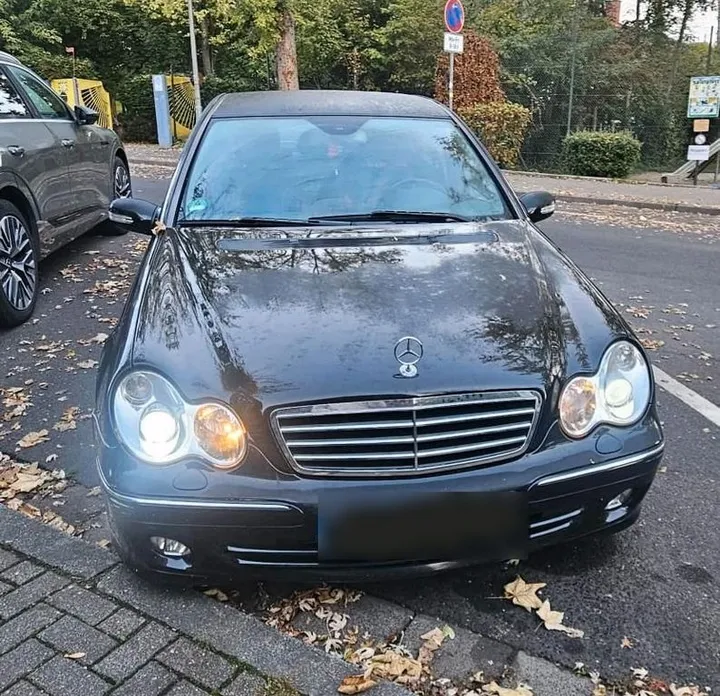 Mercedes-Benz 270