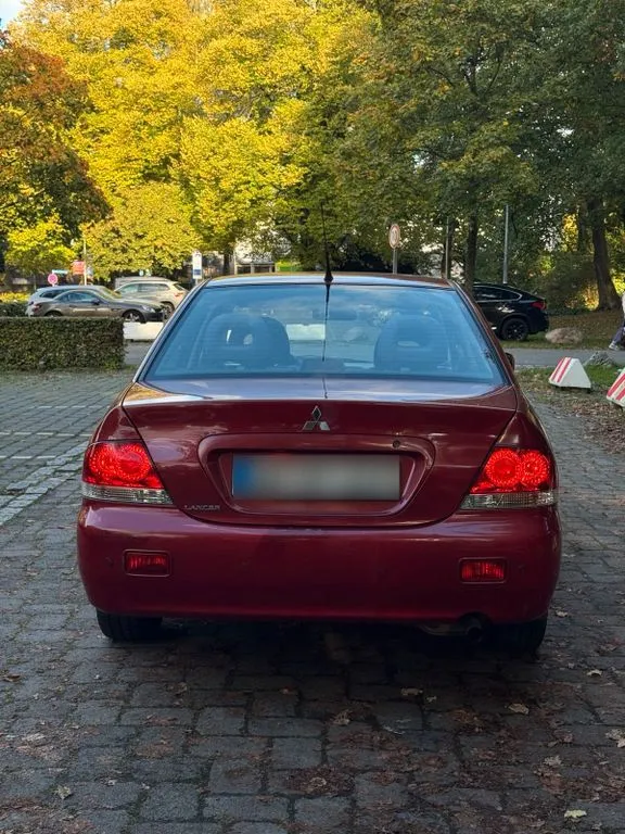 Mitsubishi Lancer