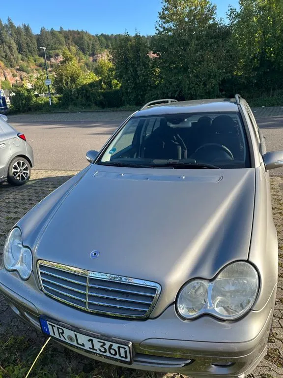 Mercedes-Benz C 180