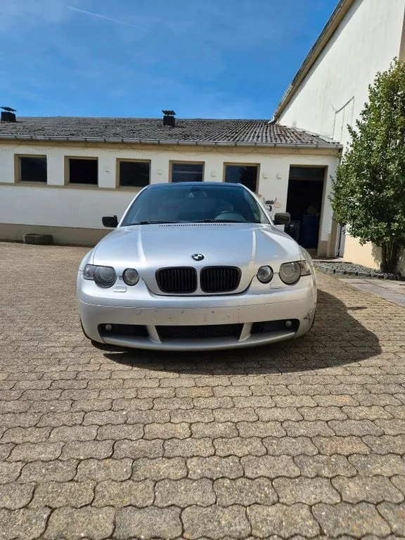 BMW 325