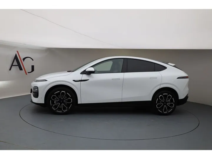 XPENG G6