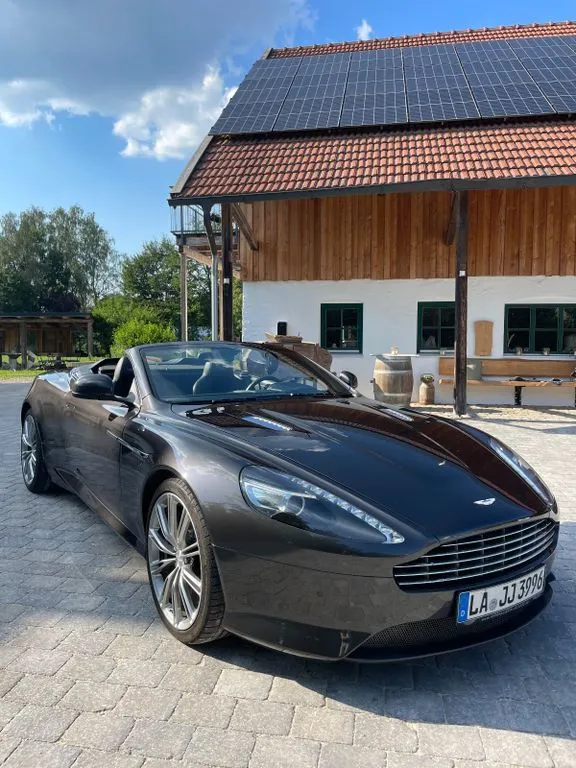 Aston Martin Virage