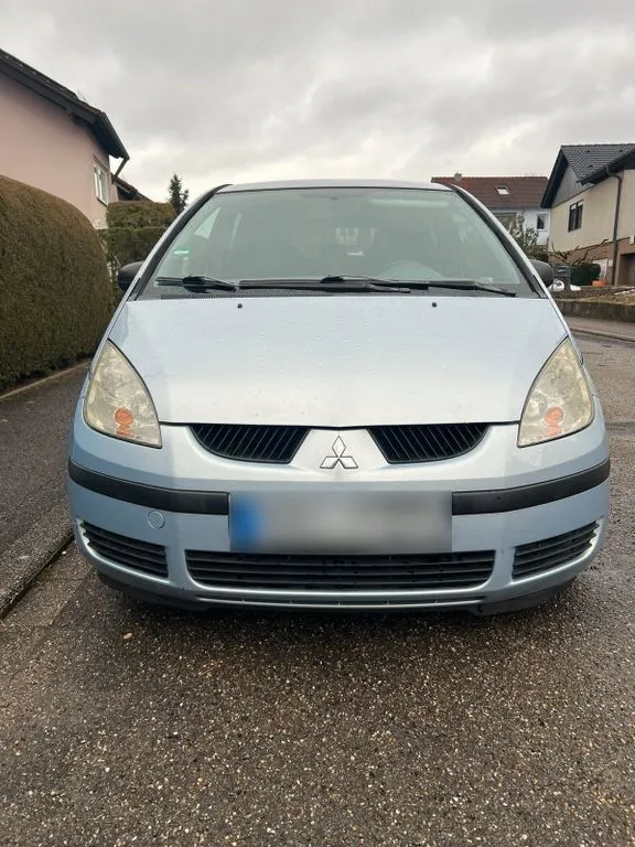 Mitsubishi Colt