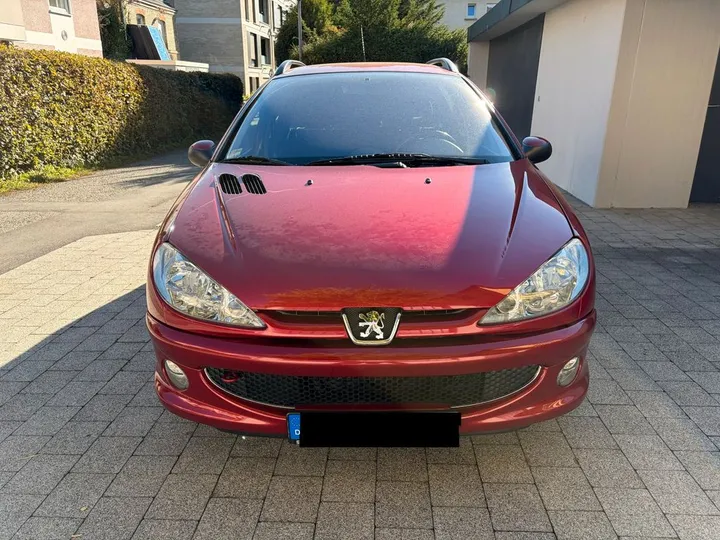 Peugeot 206