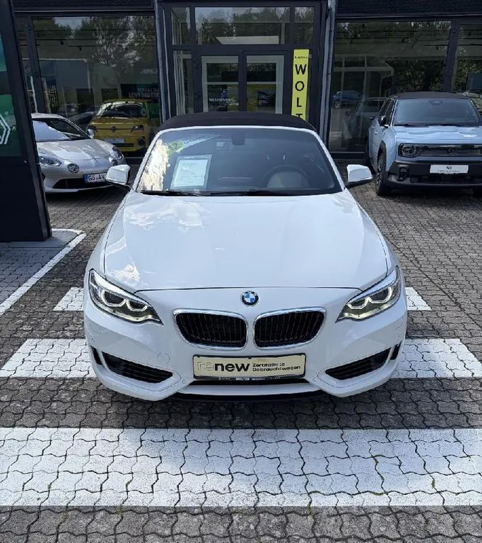 BMW 218