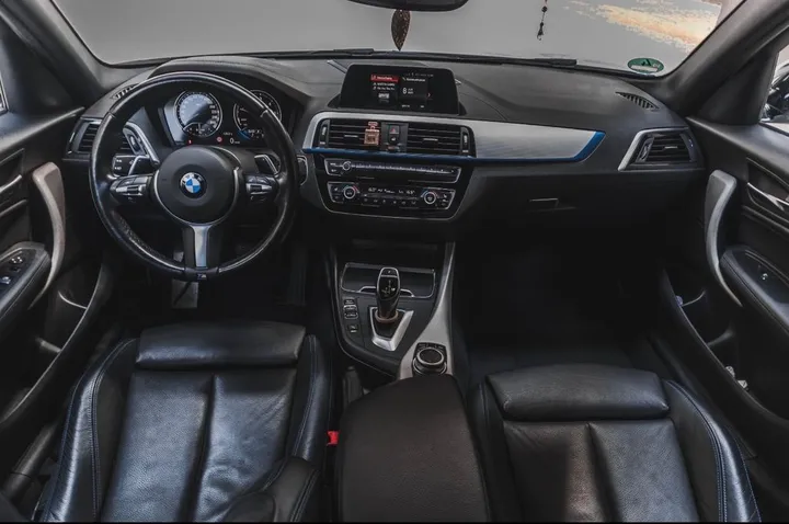 BMW 120