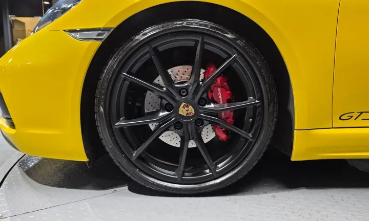 Porsche 718