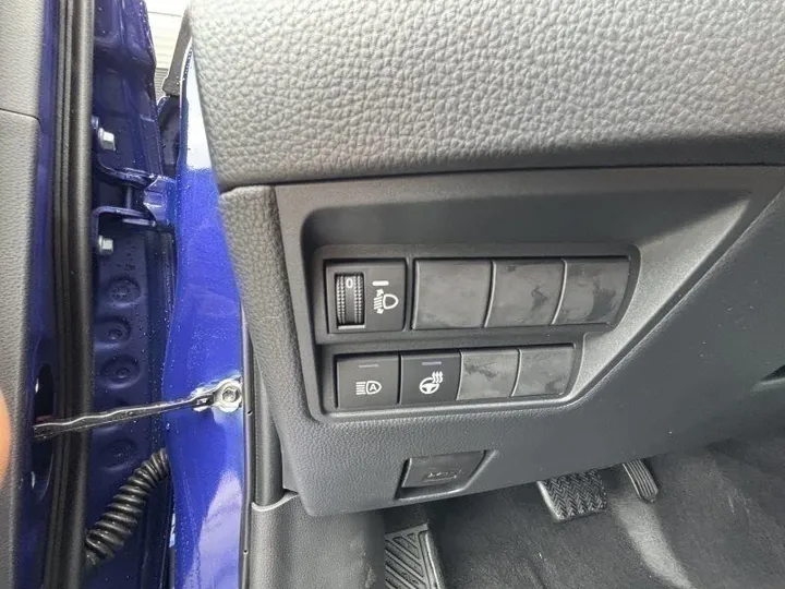 Mazda 2 Hybrid