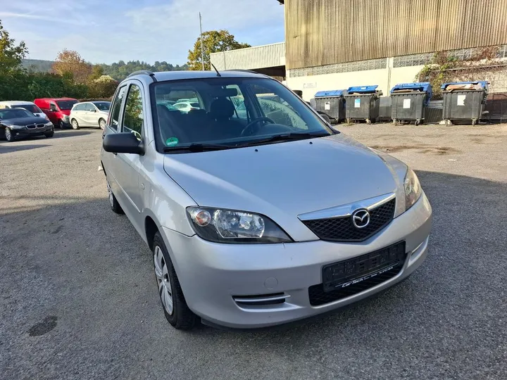 Mazda 2