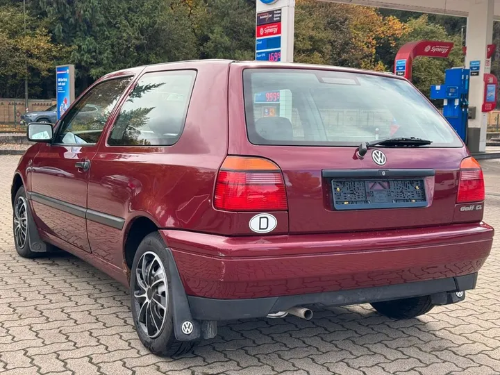 Volkswagen Golf