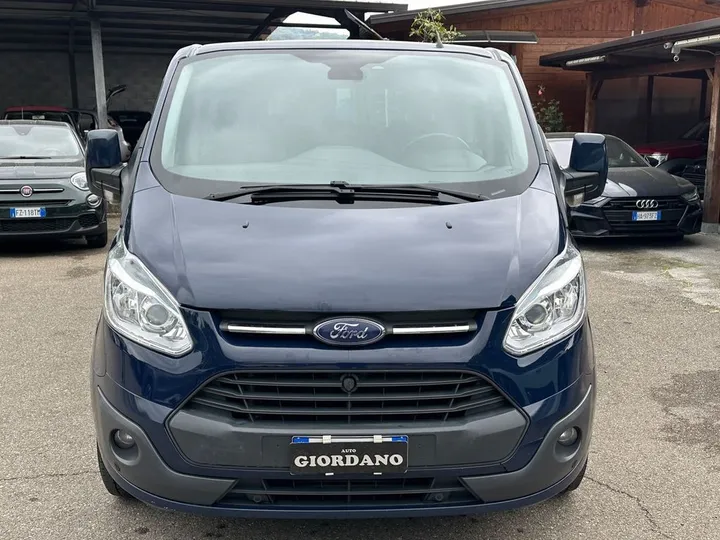 Ford Tourneo Custom