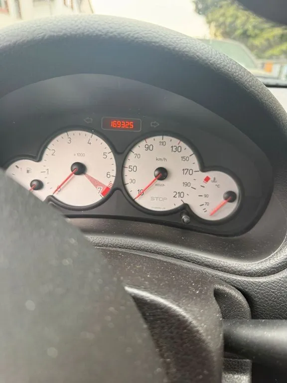 Peugeot 206