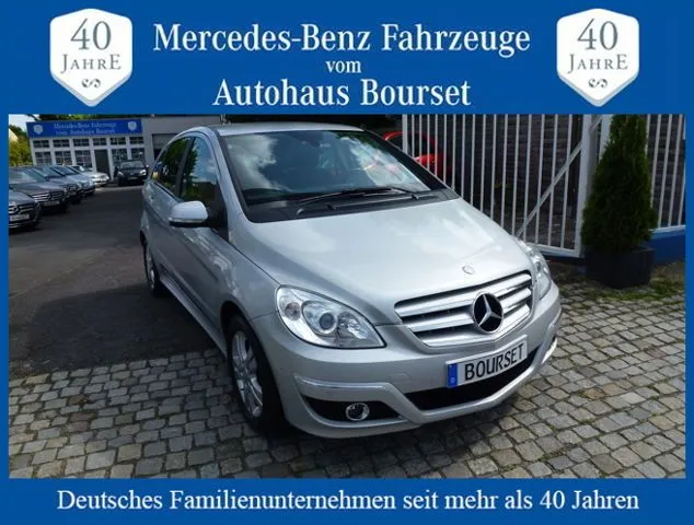 Mercedes-Benz B 180