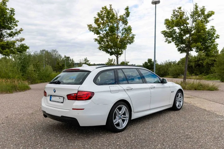 BMW 530