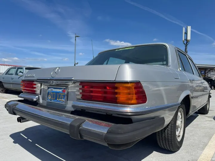 Mercedes-Benz 450