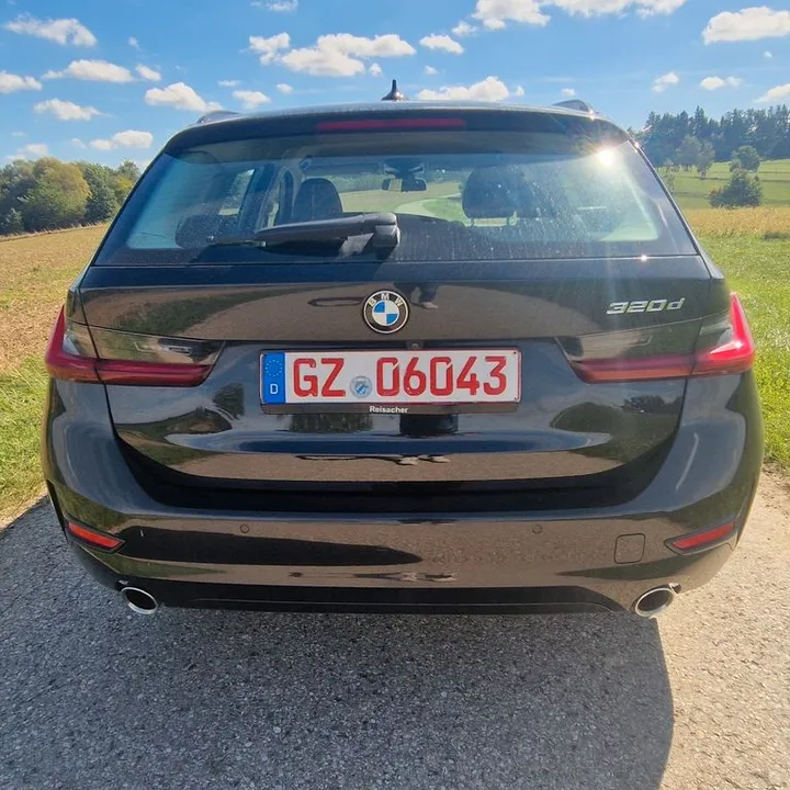BMW 320