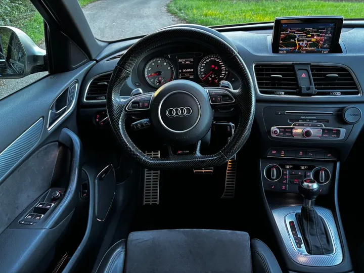Audi RSQ3