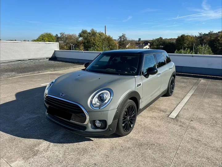 MINI Cooper Clubman