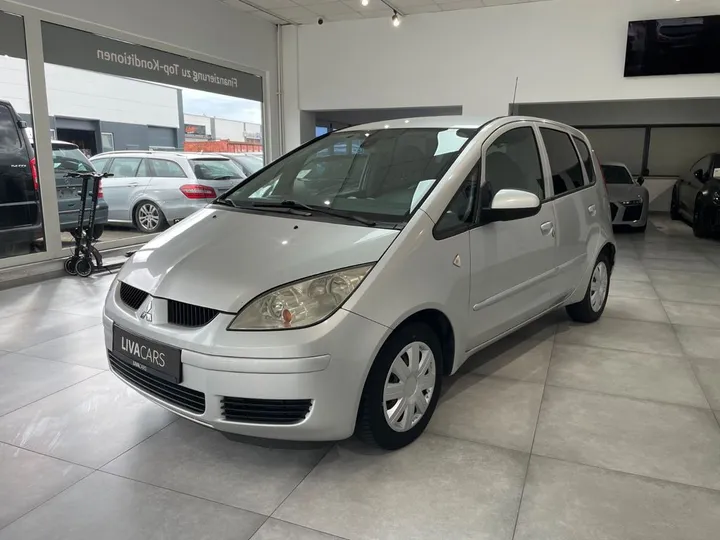 Mitsubishi Colt