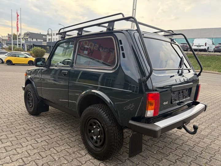 Lada Niva