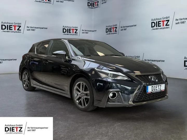 Lexus CT 200h