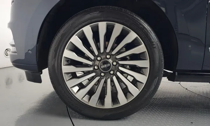 Lincoln Navigator