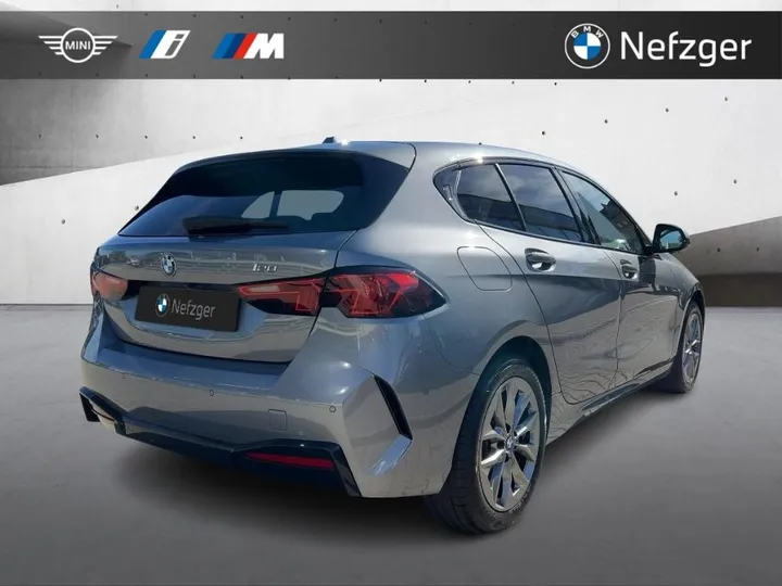 BMW 120