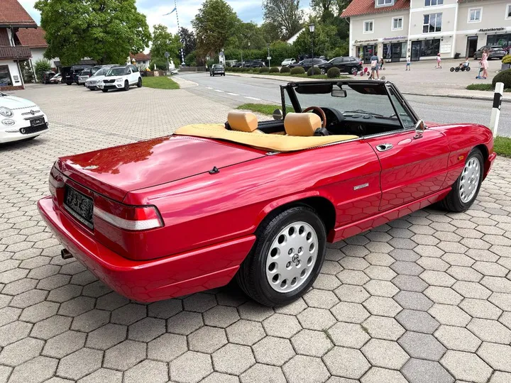 Alfa Romeo Spider