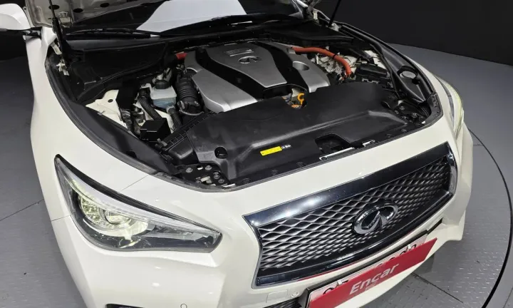 Infiniti Q50