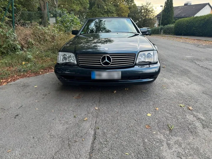 Mercedes-Benz SL 320