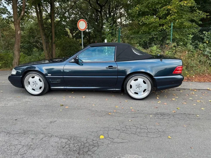 Mercedes-Benz SL 320