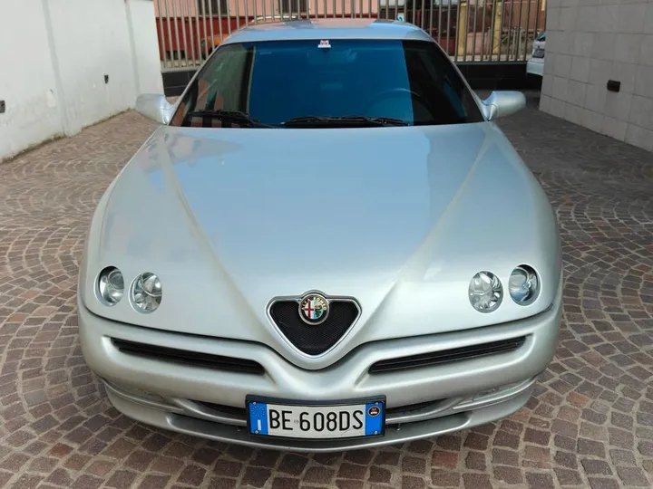 Alfa Romeo GTV